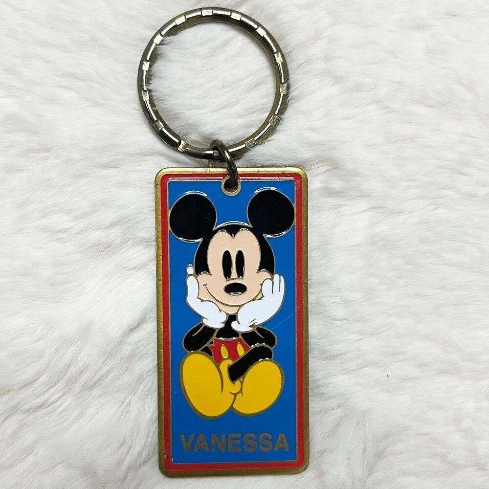 🔮‎ 5/$25 Disney Mickey Mouse Personalized VANESSA Disneyland Keychain